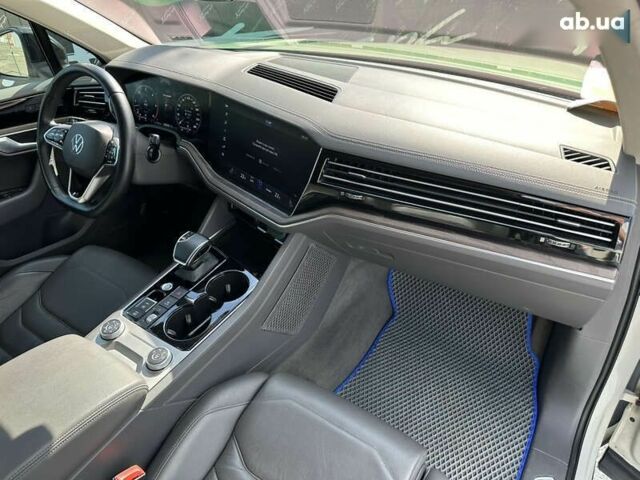 Фольксваген Туарег, объемом двигателя 3 л и пробегом 95 тыс. км за 53500 $, фото 7 на Automoto.ua