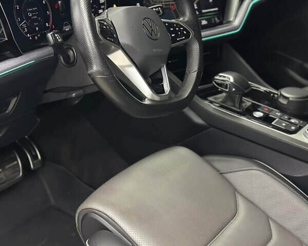 Фольксваген Туарег, объемом двигателя 3 л и пробегом 116 тыс. км за 57000 $, фото 27 на Automoto.ua