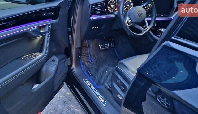 Фольксваген Туарег, объемом двигателя 3.96 л и пробегом 74 тыс. км за 71000 $, фото 28 на Automoto.ua