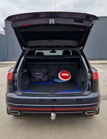 Фольксваген Туарег, объемом двигателя 3.96 л и пробегом 74 тыс. км за 71000 $, фото 7 на Automoto.ua