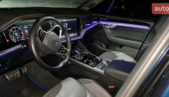 Фольксваген Туарег, объемом двигателя 3.96 л и пробегом 74 тыс. км за 71000 $, фото 44 на Automoto.ua