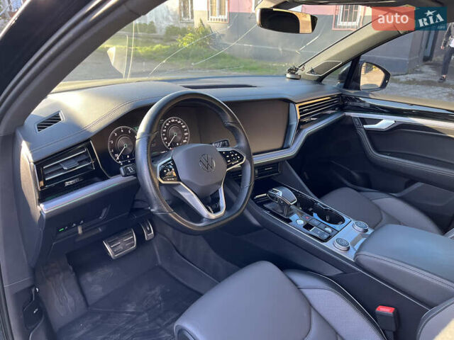 Фольксваген Туарег, объемом двигателя 3 л и пробегом 116 тыс. км за 57000 $, фото 31 на Automoto.ua