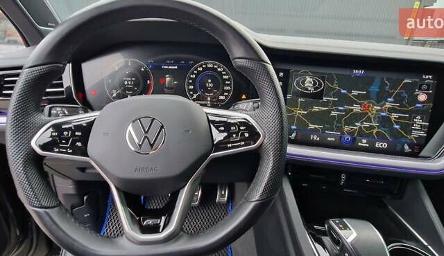 Фольксваген Туарег, объемом двигателя 3.96 л и пробегом 74 тыс. км за 71000 $, фото 1 на Automoto.ua