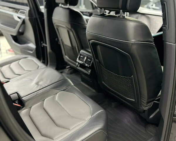 Фольксваген Туарег, объемом двигателя 3 л и пробегом 116 тыс. км за 57000 $, фото 18 на Automoto.ua