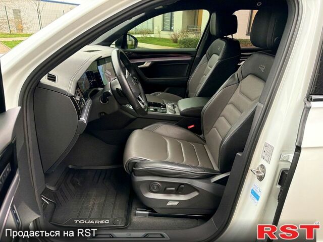 Фольксваген Туарег, объемом двигателя 3 л и пробегом 63 тыс. км за 62999 $, фото 8 на Automoto.ua