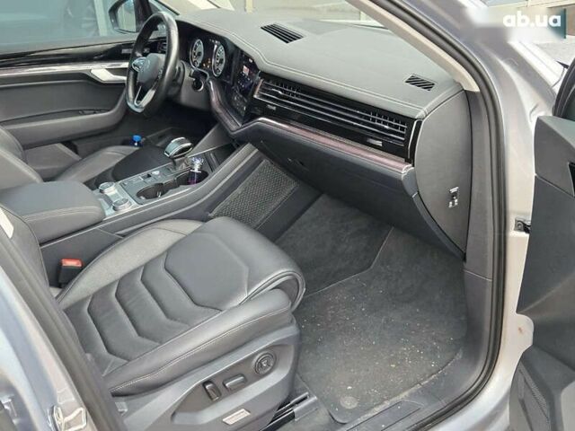 Фольксваген Туарег, объемом двигателя 3 л и пробегом 130 тыс. км за 54900 $, фото 7 на Automoto.ua