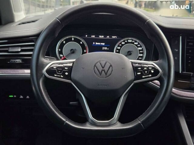 Фольксваген Туарег, объемом двигателя 3 л и пробегом 130 тыс. км за 54900 $, фото 22 на Automoto.ua