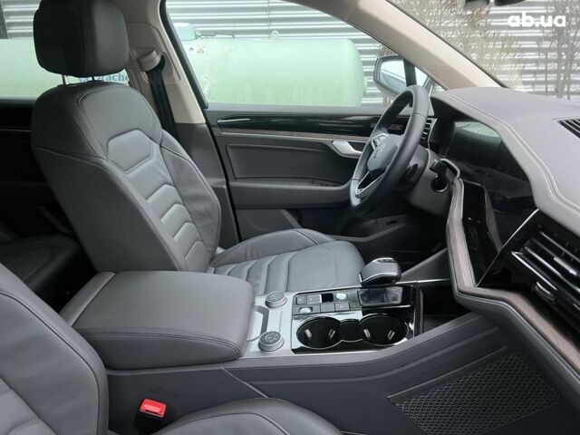 Фольксваген Туарег, объемом двигателя 2.97 л и пробегом 21 тыс. км за 73359 $, фото 13 на Automoto.ua