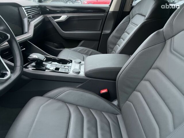 Фольксваген Туарег, объемом двигателя 2.97 л и пробегом 21 тыс. км за 73359 $, фото 5 на Automoto.ua