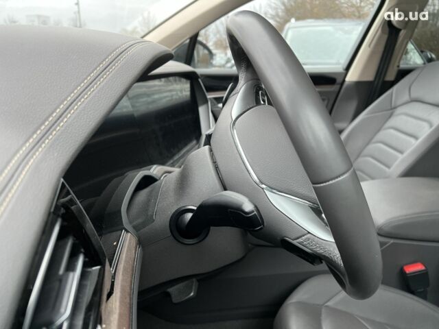 Фольксваген Туарег, объемом двигателя 3 л и пробегом 20 тыс. км за 74881 $, фото 23 на Automoto.ua