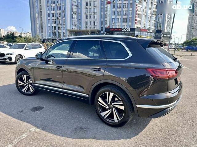 Фольксваген Туарег, объемом двигателя 3 л и пробегом 40 тыс. км за 61900 $, фото 14 на Automoto.ua