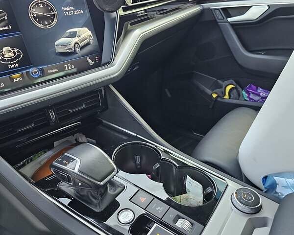 Фольксваген Туарег, об'ємом двигуна 3 л та пробігом 137 тис. км за 54999 $, фото 10 на Automoto.ua