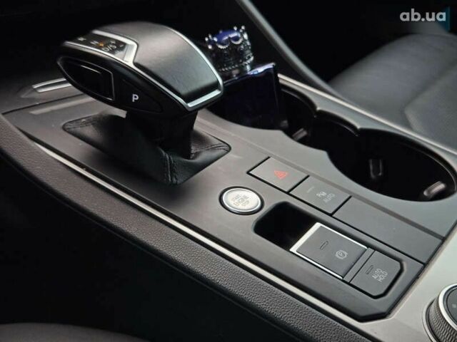 Фольксваген Туарег, объемом двигателя 3 л и пробегом 130 тыс. км за 54900 $, фото 26 на Automoto.ua