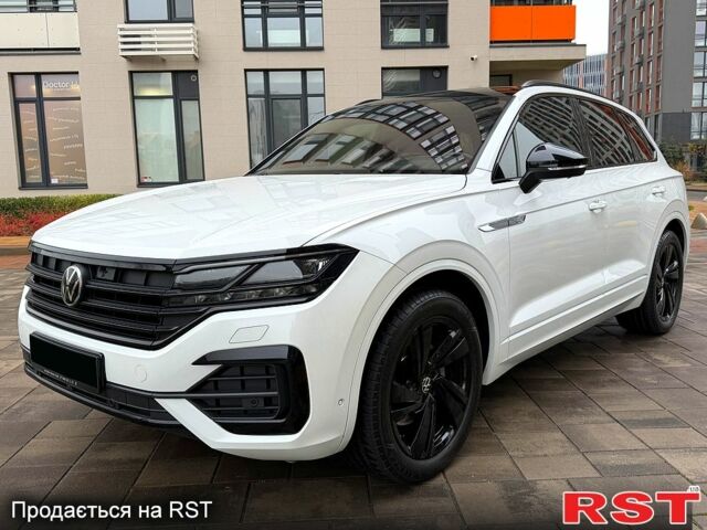 Фольксваген Туарег, объемом двигателя 3 л и пробегом 63 тыс. км за 62999 $, фото 2 на Automoto.ua