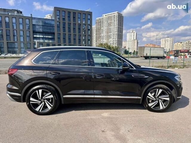 Фольксваген Туарег, объемом двигателя 3 л и пробегом 40 тыс. км за 61900 $, фото 2 на Automoto.ua