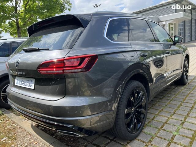 Фольксваген Туарег, объемом двигателя 3 л и пробегом 2 тыс. км за 95856 $, фото 18 на Automoto.ua
