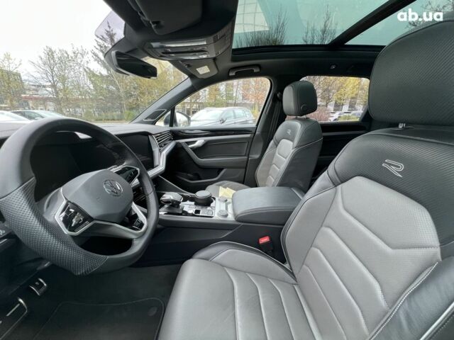 Фольксваген Туарег, объемом двигателя 3 л и пробегом 15 тыс. км за 93356 $, фото 37 на Automoto.ua