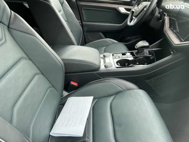 Фольксваген Туарег, об'ємом двигуна 3 л та пробігом 36 тис. км за 73729 $, фото 24 на Automoto.ua