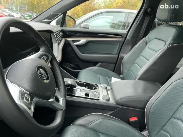 Фольксваген Туарег, об'ємом двигуна 3 л та пробігом 36 тис. км за 73729 $, фото 15 на Automoto.ua