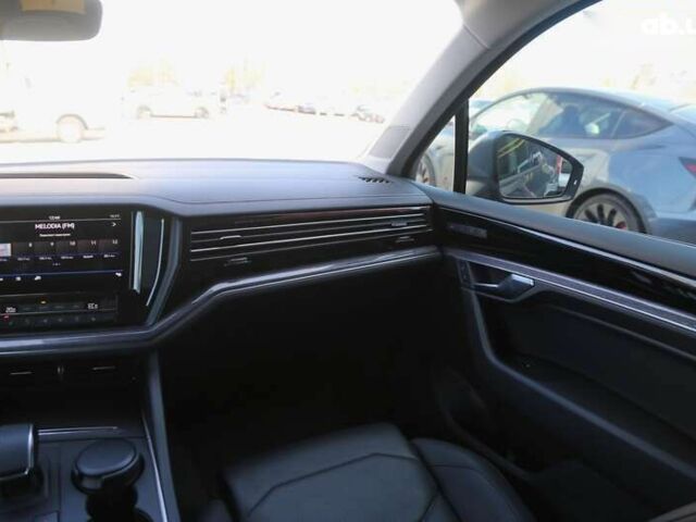 Фольксваген Туарег, об'ємом двигуна 3 л та пробігом 50 тис. км за 60500 $, фото 13 на Automoto.ua