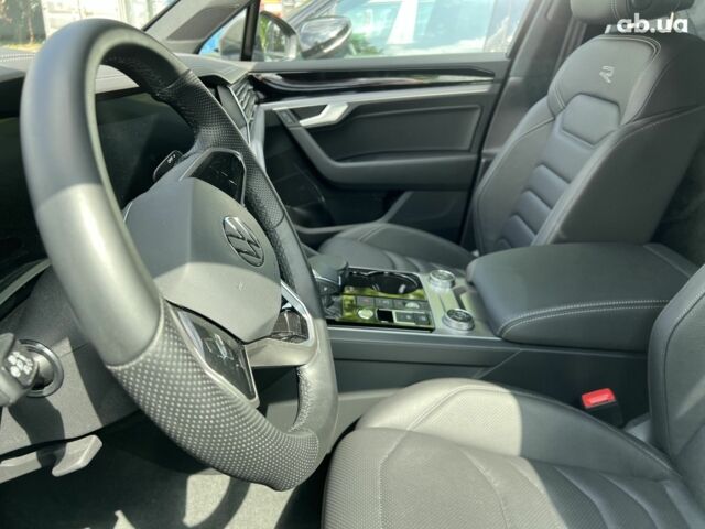 Фольксваген Туарег, объемом двигателя 3 л и пробегом 2 тыс. км за 95856 $, фото 13 на Automoto.ua