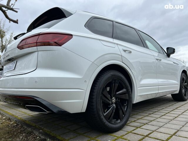 Фольксваген Туарег, объемом двигателя 3 л и пробегом 15 тыс. км за 93356 $, фото 22 на Automoto.ua