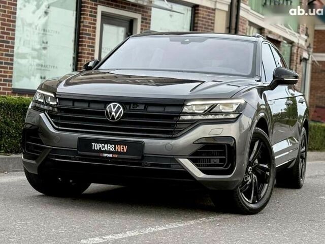 Фольксваген Туарег, объемом двигателя 3 л и пробегом 107 тыс. км за 63800 $, фото 1 на Automoto.ua