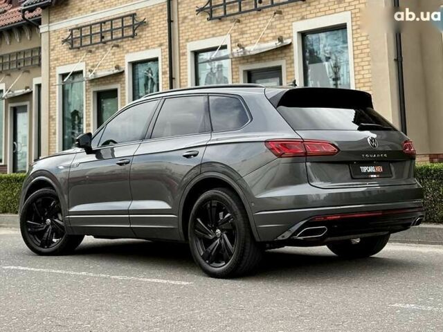 Фольксваген Туарег, объемом двигателя 3 л и пробегом 107 тыс. км за 63800 $, фото 12 на Automoto.ua