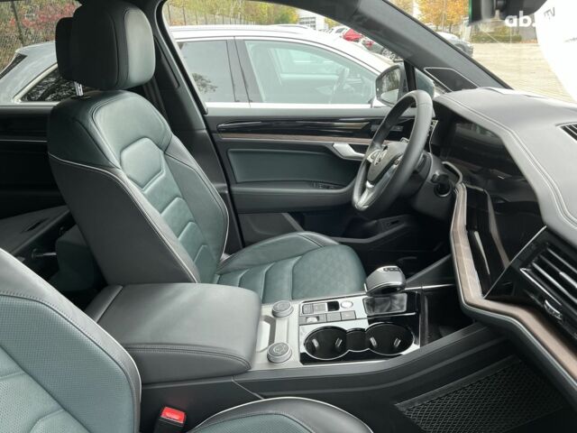 Фольксваген Туарег, об'ємом двигуна 3 л та пробігом 36 тис. км за 73729 $, фото 20 на Automoto.ua