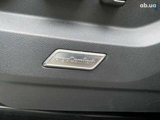 Фольксваген Туарег, объемом двигателя 3 л и пробегом 48 тыс. км за 67000 $, фото 25 на Automoto.ua