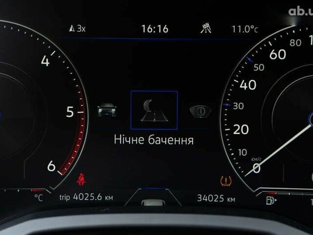 Фольксваген Туарег, об'ємом двигуна 3 л та пробігом 34 тис. км за 80000 $, фото 26 на Automoto.ua