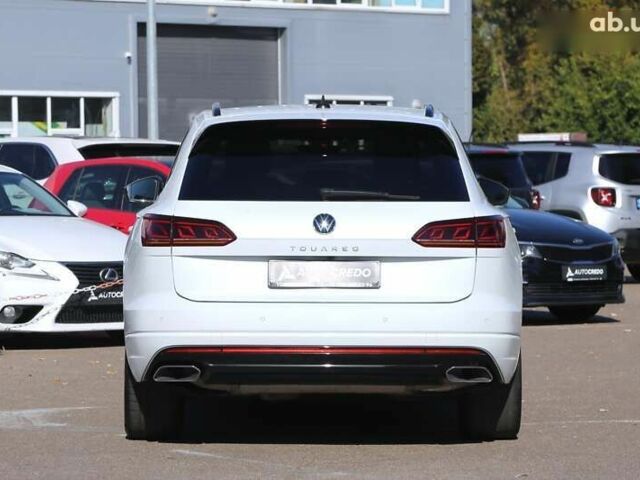 Фольксваген Туарег, объемом двигателя 3 л и пробегом 63 тыс. км за 75000 $, фото 5 на Automoto.ua