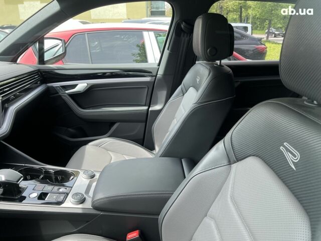 Фольксваген Туарег, об'ємом двигуна 3 л та пробігом 8 тис. км за 96617 $, фото 19 на Automoto.ua