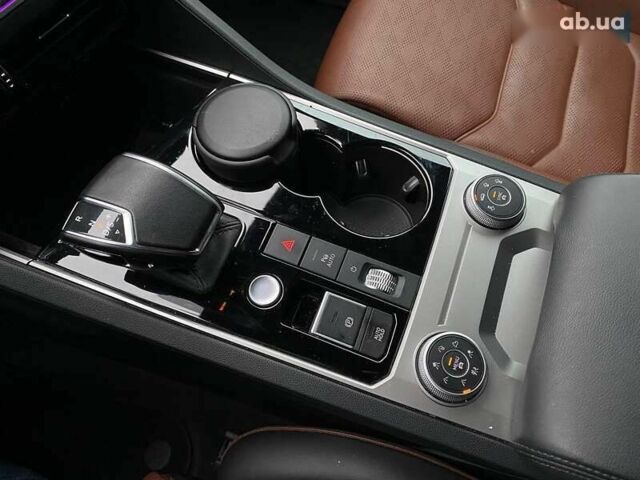 Фольксваген Туарег, объемом двигателя 3 л и пробегом 48 тыс. км за 67000 $, фото 19 на Automoto.ua