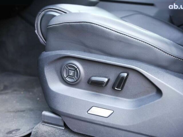 Фольксваген Туарег, об'ємом двигуна 3 л та пробігом 50 тис. км за 60500 $, фото 27 на Automoto.ua