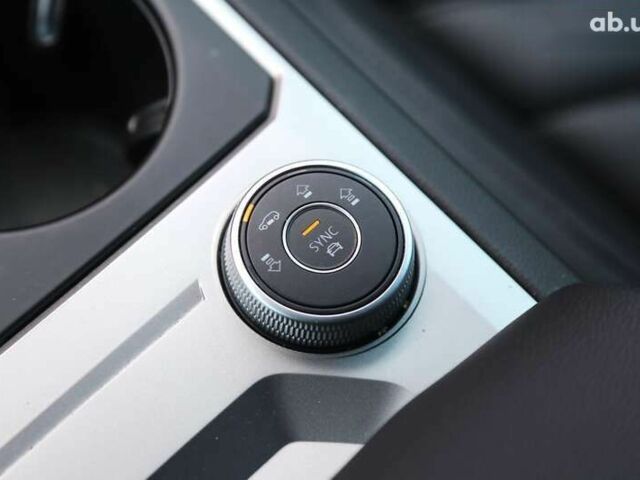 Фольксваген Туарег, об'ємом двигуна 3 л та пробігом 50 тис. км за 60500 $, фото 25 на Automoto.ua