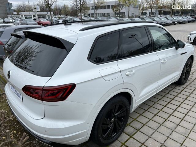 Фольксваген Туарег, объемом двигателя 3 л и пробегом 15 тыс. км за 93356 $, фото 11 на Automoto.ua