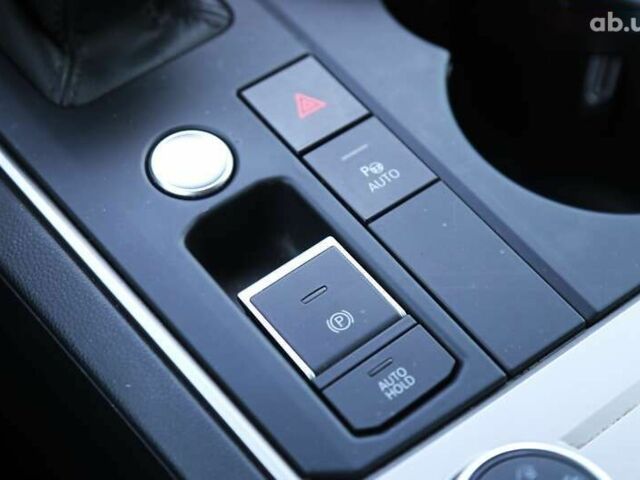 Фольксваген Туарег, объемом двигателя 3 л и пробегом 50 тыс. км за 60900 $, фото 23 на Automoto.ua