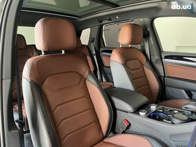 Фольксваген Туарег, объемом двигателя 3 л и пробегом 1 тыс. км за 84900 $, фото 29 на Automoto.ua