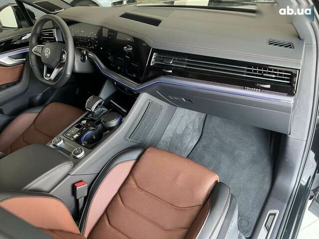Фольксваген Туарег, объемом двигателя 3 л и пробегом 1 тыс. км за 83900 $, фото 29 на Automoto.ua