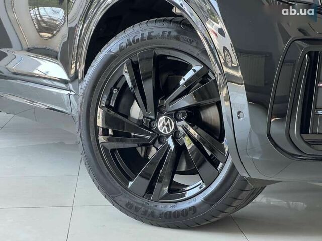 Фольксваген Туарег, объемом двигателя 3 л и пробегом 1 тыс. км за 84900 $, фото 4 на Automoto.ua
