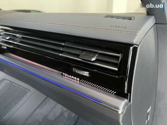 Фольксваген Туарег, объемом двигателя 3 л и пробегом 1 тыс. км за 86500 $, фото 24 на Automoto.ua