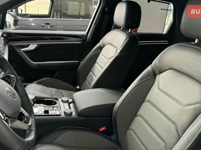 купить новое авто Фольксваген Туарег 2024 года от официального дилера Порт-Олві Фольксваген фото