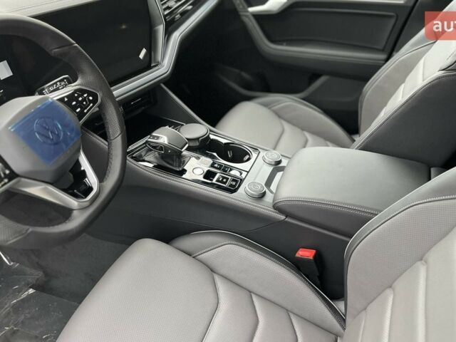 Фольксваген Туарег, объемом двигателя 2.97 л и пробегом 0 тыс. км за 86189 $, фото 35 на Automoto.ua