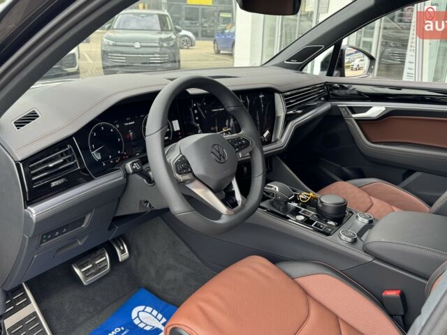 Фольксваген Туарег, объемом двигателя 2.97 л и пробегом 0 тыс. км за 85000 $, фото 9 на Automoto.ua