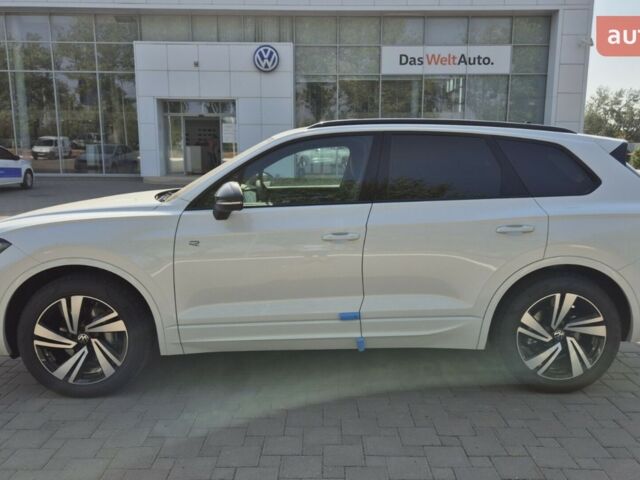 Фольксваген Туарег, об'ємом двигуна 2.97 л та пробігом 0 тис. км за 87560 $, фото 4 на Automoto.ua