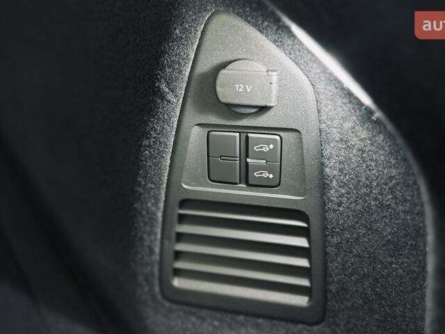 купити нове авто Фольксваген Туарег 2025 року від офіційного дилера Автодім Атлант на Вацлава Гавела Фольксваген фото