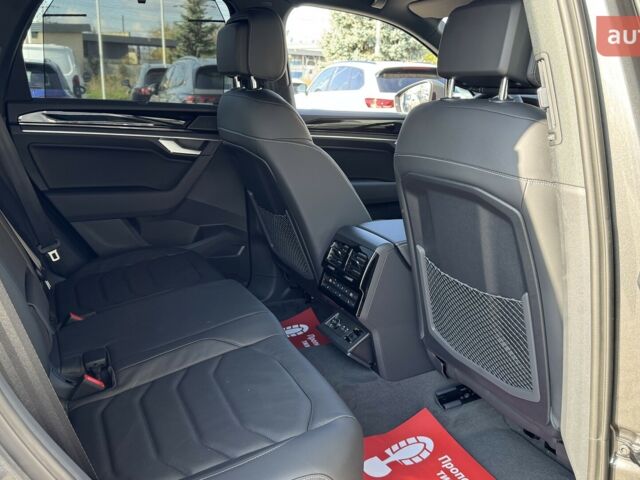 Фольксваген Туарег, объемом двигателя 2.97 л и пробегом 0 тыс. км за 68300 $, фото 21 на Automoto.ua