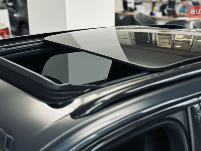 купить новое авто Фольксваген Туарег 2025 года от официального дилера Автодім Атлант на Вацлава Гавела Фольксваген фото