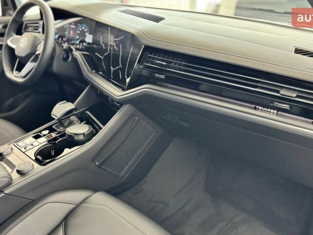 Фольксваген Туарег, объемом двигателя 2.97 л и пробегом 0 тыс. км за 69770 $, фото 1 на Automoto.ua